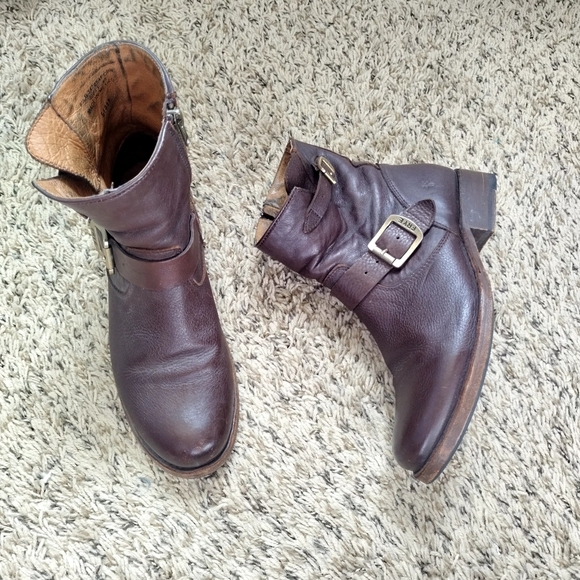 Frye Boots Vicky Chocolate Brown Side Buckle Leather Boots Sz 8,5 - Picture 1 of 9